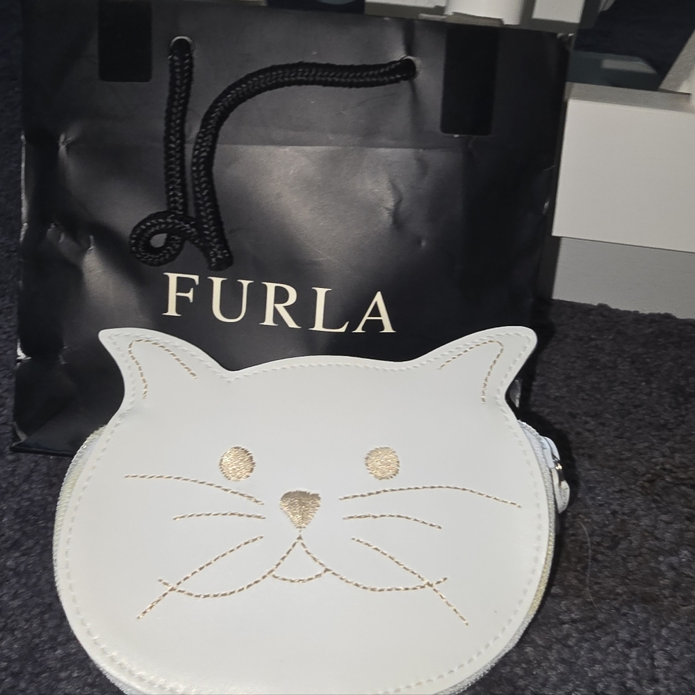 Furla White Cat-Shaped Coin Purse NEW - Picture 4 of 5